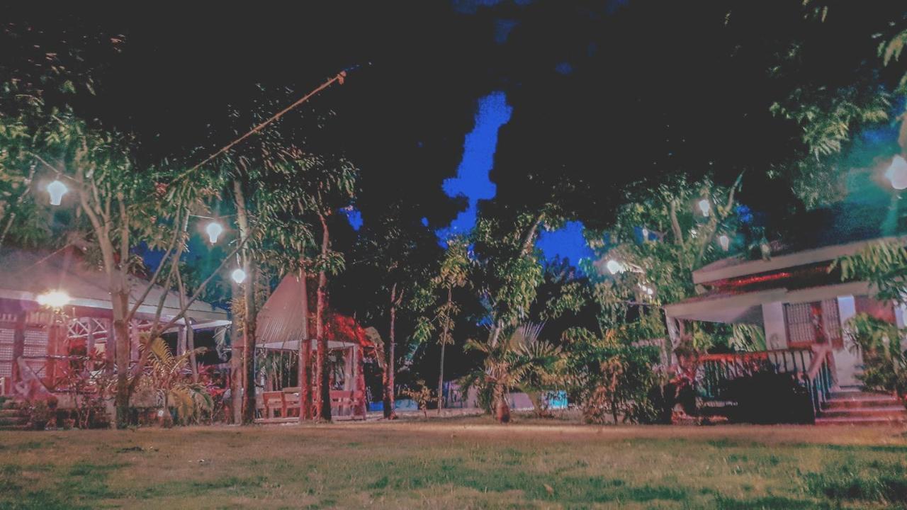The Pelicans Resort Batangas Ngoại thất bức ảnh