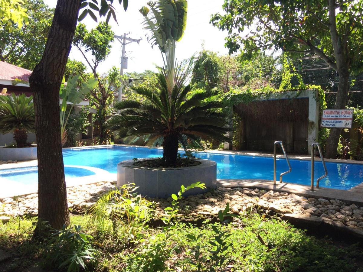 The Pelicans Resort Batangas Ngoại thất bức ảnh